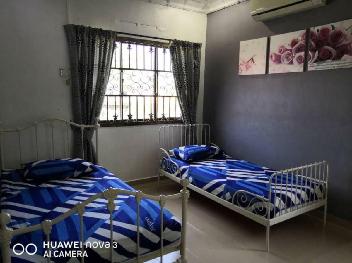 Ibu Home-To-Stay Pasir Gudang Exterior foto